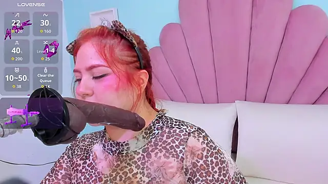 alana glasses online show from 12/02/25, 11:56