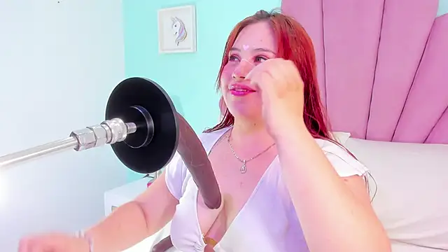 alana glasses online show from 11/23/25, 12:04