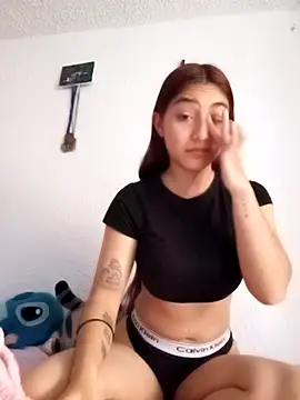 Lia Teen online show from 10/14/25, 11:55
