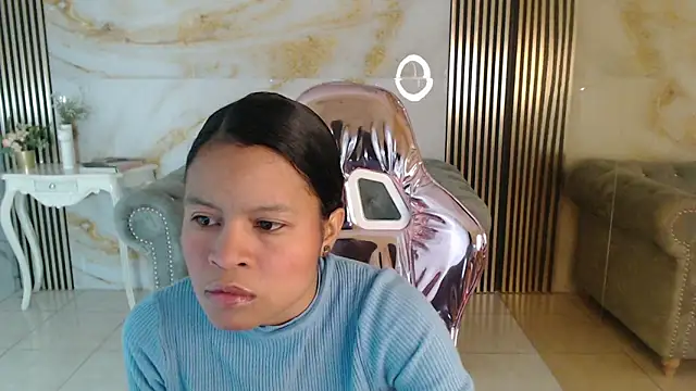 Snapshot of catalina5_s chatting on 02/13/26, 01:00 catalina5 s online show from 02/13/26, 01:00