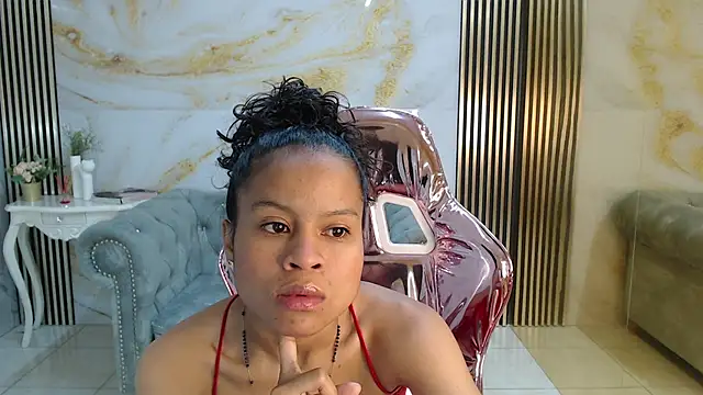 Snapshot of catalina5_s chatting on 01/09/26, 01:18 catalina5 s online show from 01/09/26, 01:18