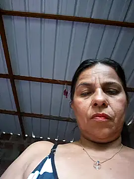 Lucerito-Hot online show from 11/22/25, 11:42