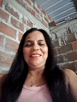 Lucerito-Hot online show from 11/28/25, 02:23