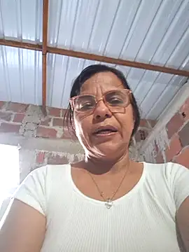 Lucerito-Hot online show from 01/06/26, 12:09