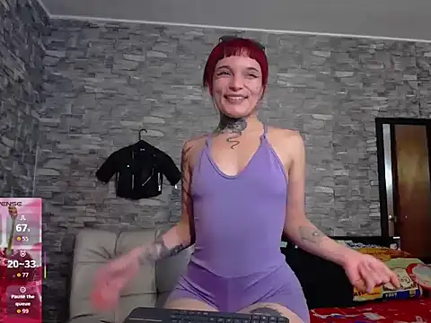 Inferno Molly online show from 10/19/25, 05:21