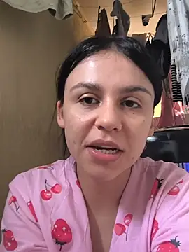 Snapshot of Daniela-rosee chatting on 07/05/26, 06:04 Daniela-rosee online show from 07/05/26, 06:04
