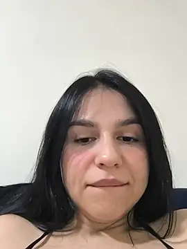 Daniela-rosee online show from 05/15/26, 11:36