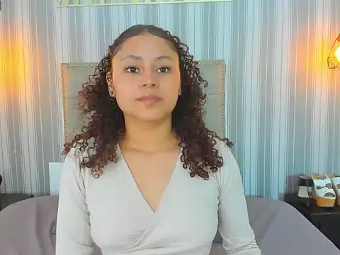 Sofiapassionne online show from 03/06/26, 01:39