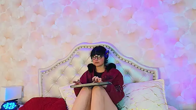 RobinBennett online show from 10/11/25, 03:51