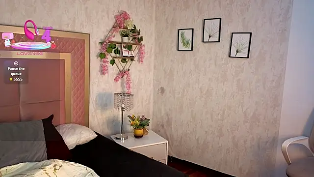 RobinBennett online show from 11/30/25, 12:17