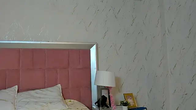 RobinBennett online show from 11/10/25, 02:49