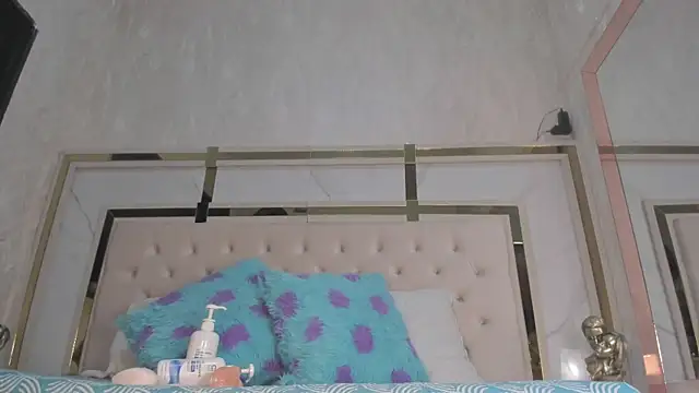 Cameron Hearts online show from 11/12/25, 12:20