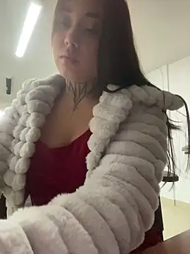 SofiaBermudez online show from 11/06/25, 10:58