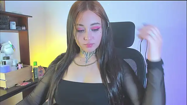 SofiaBermudez online show from 10/30/25, 03:49