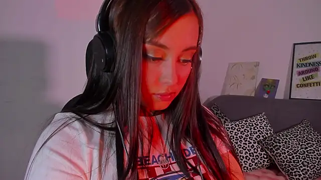 SofiaBermudez online show from 02/13/26, 01:49