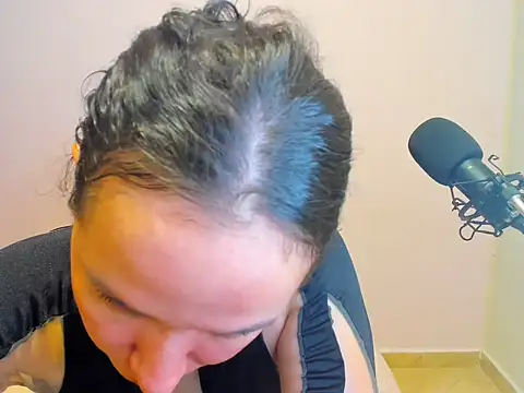 butterflyfree1 online show from 09/27/25, 08:37