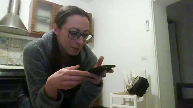 Astrid3 online show from 12/17/25, 10:48