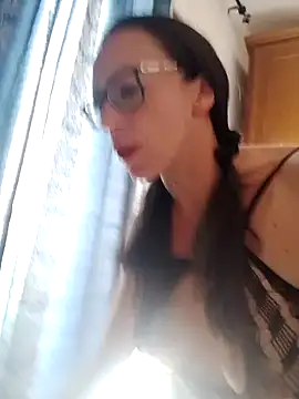 Snapshot of Astrid3 chatting on 05/07/26, 02:20 Astrid3 online show from 05/07/26, 02:20