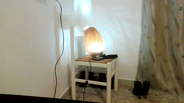 Astrid3 online show from 12/22/25, 02:11