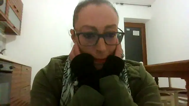 Astrid3 online show from 11/24/25, 08:09