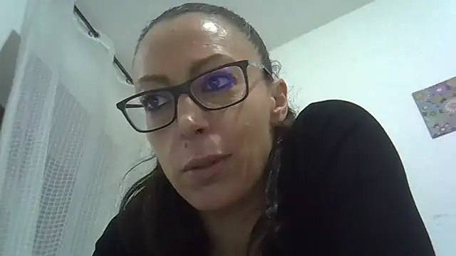 Snapshot of Astrid3 chatting on 05/08/26, 07:28 Astrid3 online show from 05/08/26, 07:28