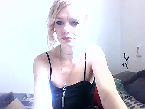 Snapshot of Czech_slut_whore-wife chatting on 09/21/25, 10:31 Czech slut whore-wife online show from 09/21/25, 10:31