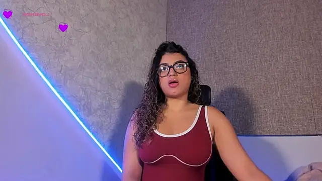 Salomeferreira  online show from 10/29/25, 04:39