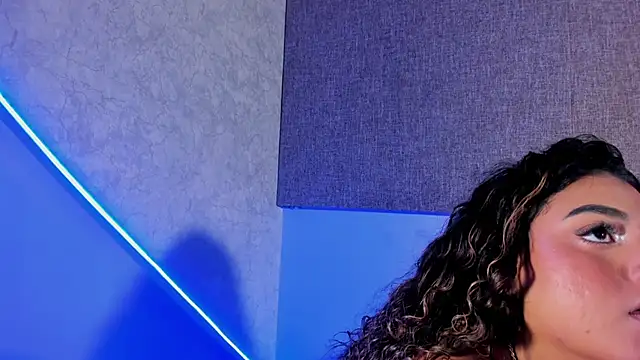 Salomeferreira  online show from 11/09/25, 05:33