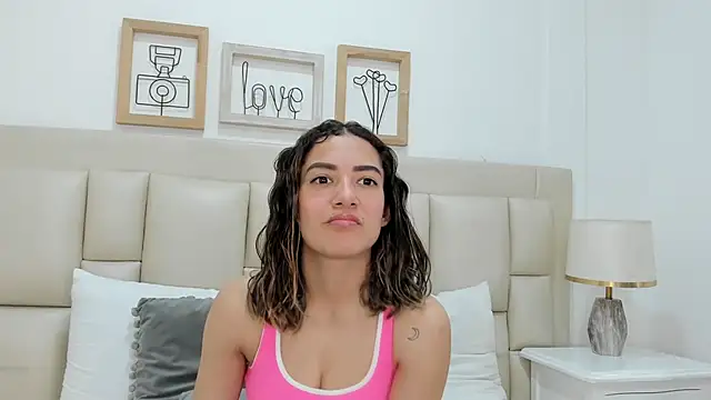 Snapshot of Skylerwhite02 chatting on 02/28/26, 07:57 Skylerwhite02 online show from 02/28/26, 07:57