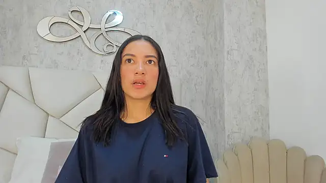 Snapshot of Skylerwhite02 chatting on 11/09/25, 08:02 Skylerwhite02 online show from 11/09/25, 08:02