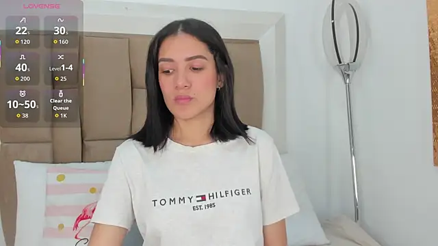 Snapshot of Skylerwhite02 chatting on 01/06/26, 07:51 Skylerwhite02 online show from 01/06/26, 07:51