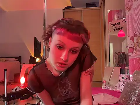 MystiqueRoxy online show from 11/02/25, 12:15