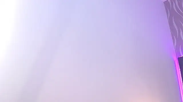 Snapshot of TINNATAYLOR chatting on 05/12/26, 04:24 TINNATAYLOR online show from 05/12/26, 04:24