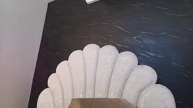 kissme luna online show from 04/15/26, 07:07