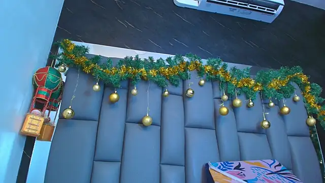 kissme luna online show from 12/16/25, 07:07