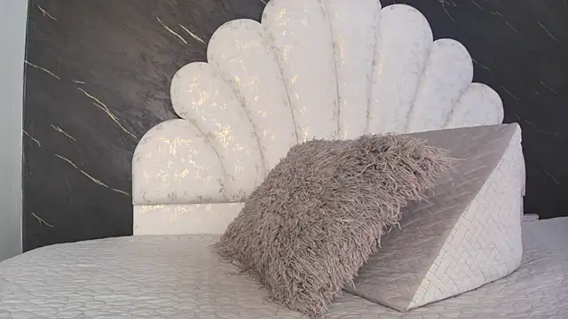 kissme luna online show from 03/16/26, 07:05