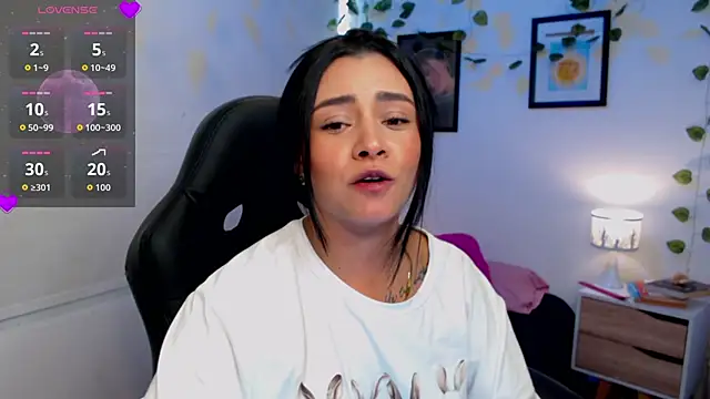 MarilynWhite  online show from 12/22/25, 06:30