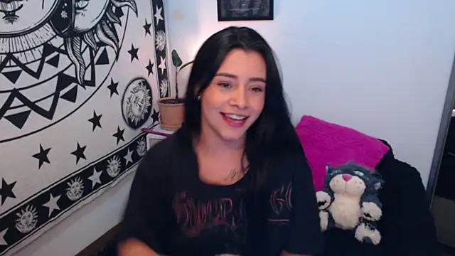 MarilynWhite  online show from 10/30/25, 10:50