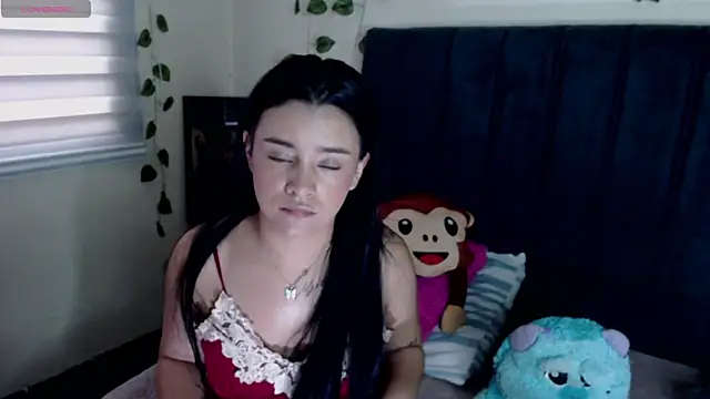 Snapshot of MarilynWhite_ chatting on 09/20/25, 11:59 MarilynWhite online show from 09/20/25, 11:59