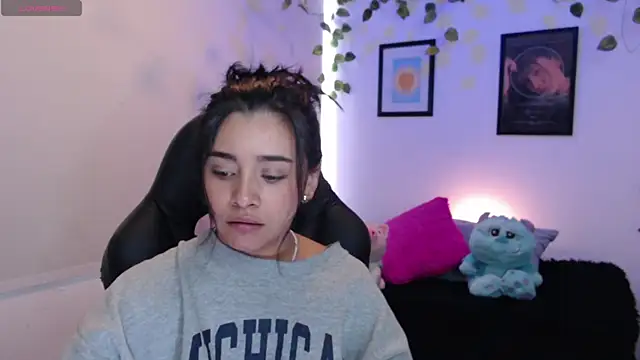Snapshot of MarilynWhite_ chatting on 10/01/25, 05:39 MarilynWhite online show from 10/01/25, 05:39