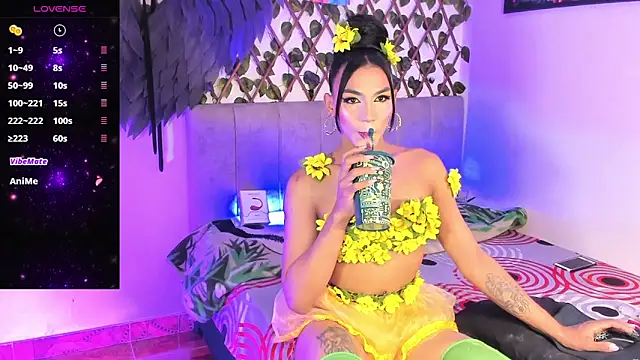 jessika rabitts online show from 10/30/25, 01:53