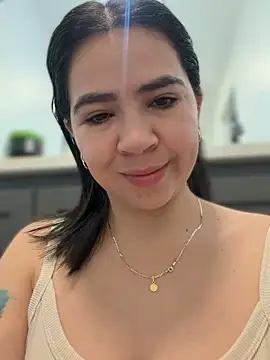 Snapshot of Gringo_XXX_Latina chatting on 04/23/26, 04:08 Gringo XXX Latina online show from 04/23/26, 04:08