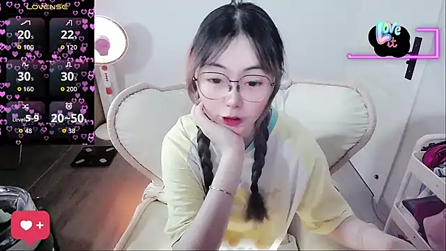 baby-yaya20 online show from 03/16/26, 12:09