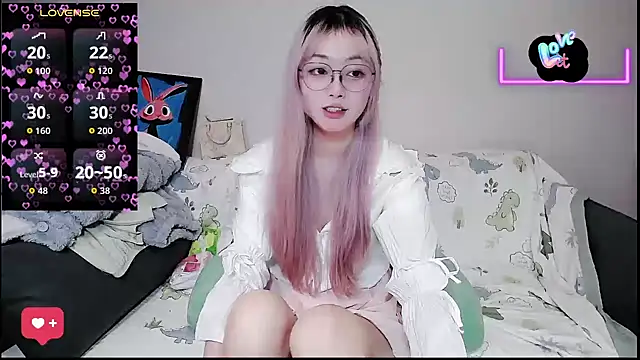 baby-yaya20 online show from 10/24/25, 09:14