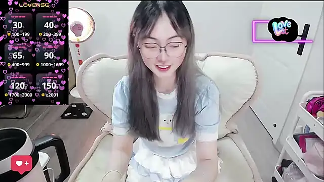 baby-yaya20 online show from 02/15/26, 01:10