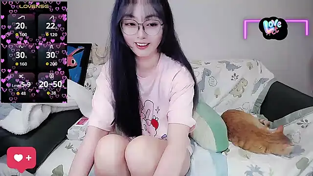 baby-yaya20 online show from 10/30/25, 11:52