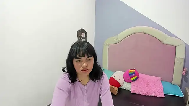 Snapshot of Angelina_rossy chatting on 09/18/25, 04:15 Angelina rossy online show from 09/18/25, 04:15