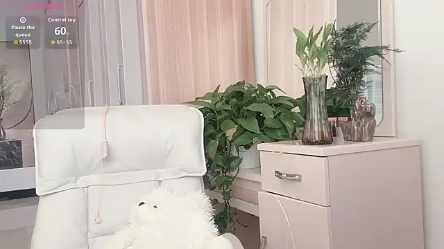 Crystal 168 online show from 10/26/25, 12:22