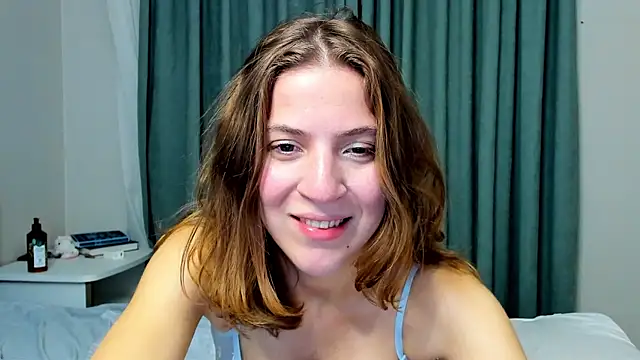 Snapshot of lost_moon chatting on 10/16/25, 09:23 lost moon online show from 10/16/25, 09:23