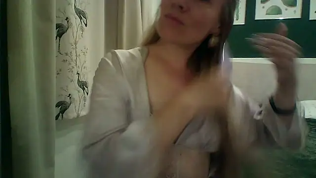 Snapshot of Krivya chatting on 07/14/26, 12:22 Krivya online show from 07/14/26, 12:22